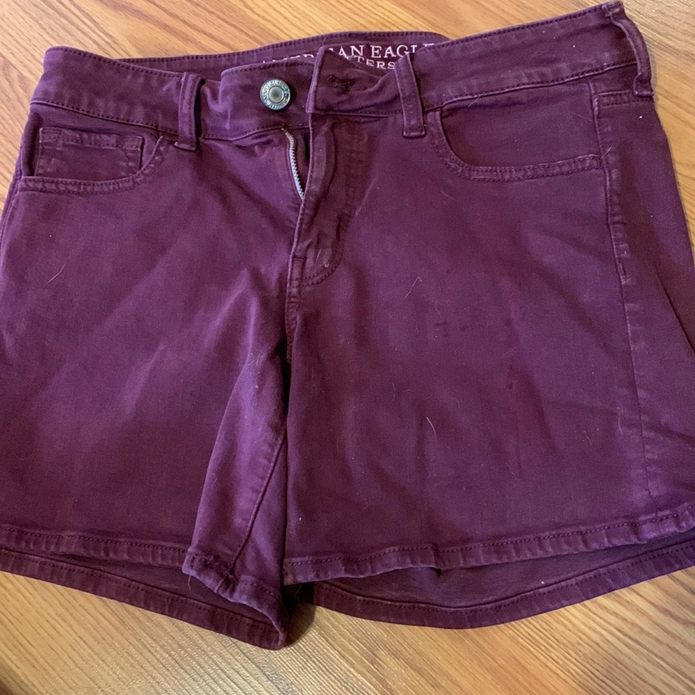 American eagle shorts maroon